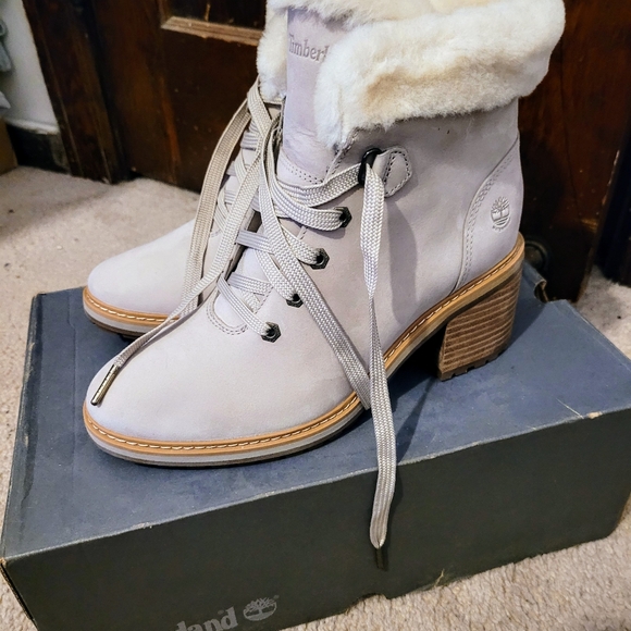 Women's Timberland Sienna High Waterproof Mid Hiker Boots - Picture 10 of 11